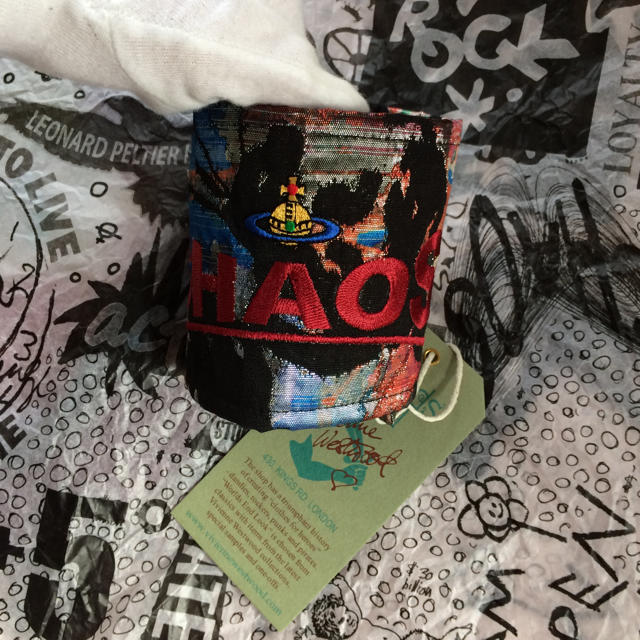 Vivienne Westwood - 激レア!ワールズエンド限定 CHAOS アームバンドの