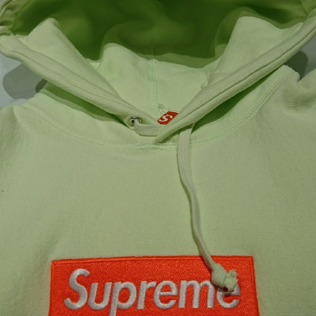 Supreme(シュプリーム)のBox Logo Hooded Sweatshirt メンズのトップス(パーカー)の商品写真