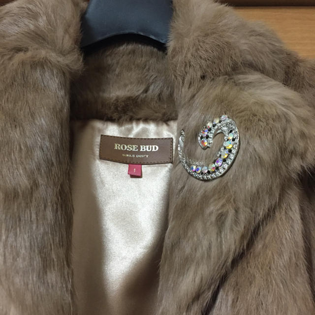 ROSE BUD(ローズバッド)のローズバッド  ファーコート レディースのジャケット/アウター(毛皮/ファーコート)の商品写真