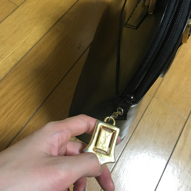 Saint Laurent(サンローラン)のSaint Laurent サンローラン バッグ vintage ysl レディースのバッグ(ハンドバッグ)の商品写真