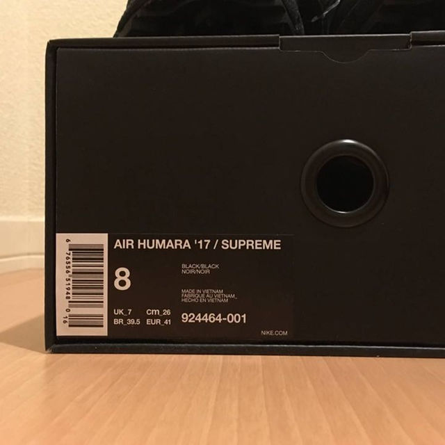 Supreme(シュプリーム)のSupreme Nike Air Humara 黒 シュプリーム ナイキ フマラ メンズの靴/シューズ(スニーカー)の商品写真