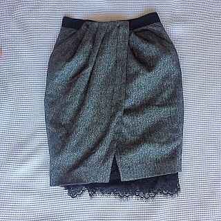 エイチアンドエム(H&M)の未使用H&Mスカート(ひざ丈スカート)