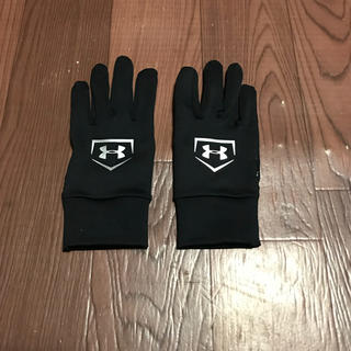 アンダーアーマー(UNDER ARMOUR)のアンダーアーマー ブラック YLG 手袋 子供用 グローブ 防寒 防風 冬用(手袋)