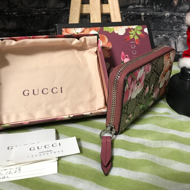 Gucci(グッチ)の★未使用品★GUCCIコインケース・カードケース レディースのファッション小物(コインケース)の商品写真