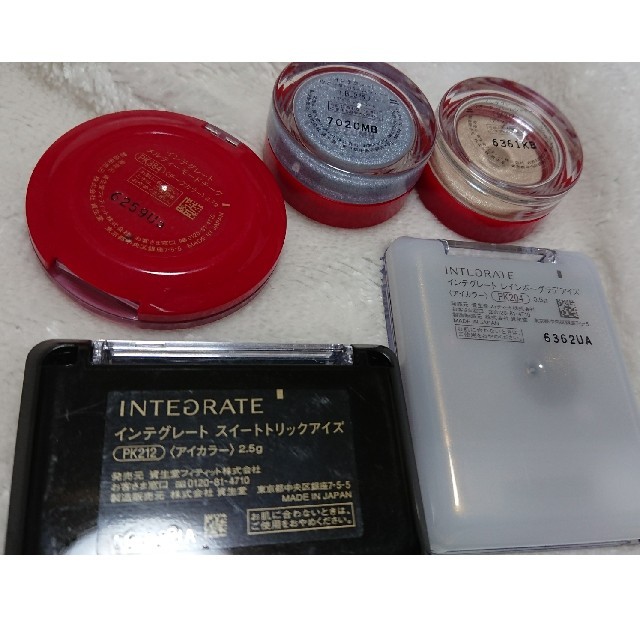 INTEGRATE(インテグレート)の新品未使用 INTEGRATE インテグレート  コスメ/美容のベースメイク/化粧品(アイシャドウ)の商品写真