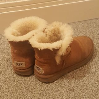 アグ(UGG)のugg♡アグ　ミニへイリーボタン(ブーツ)