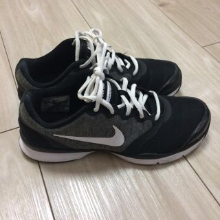 ナイキ(NIKE)のナイキ  シューズ(スニーカー)