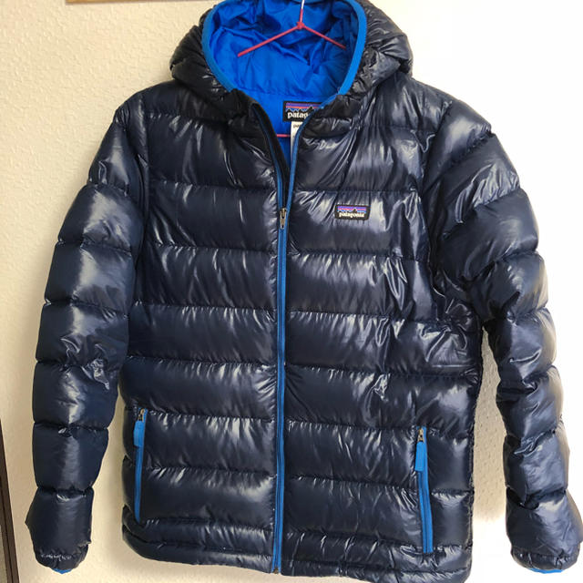 patagonia(パタゴニア)の最終値下 パタゴニア ボーイズ ダウンジャケット xl フーディー/レトロx レディースのジャケット/アウター(ブルゾン)の商品写真