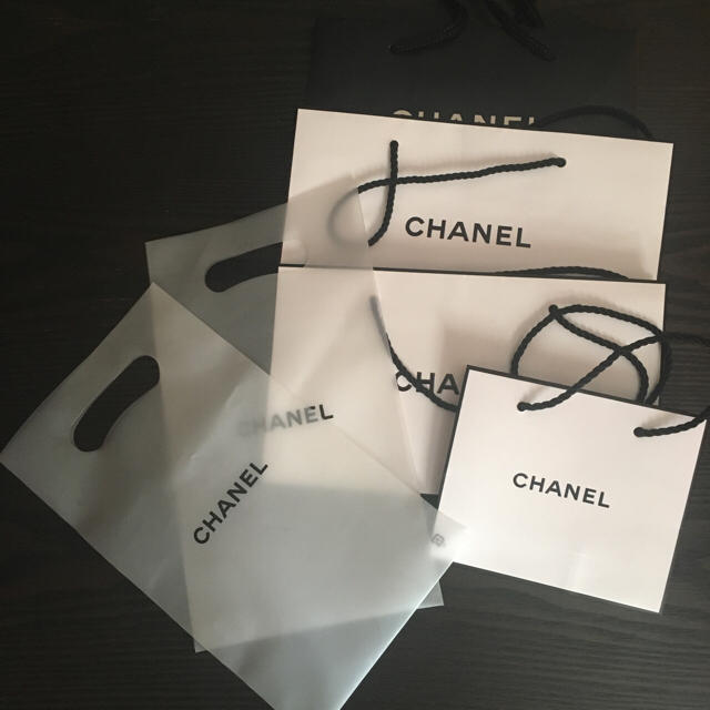 CHANEL(シャネル)の【ギフトに★】CHANELショッパー レディースのバッグ(ショップ袋)の商品写真