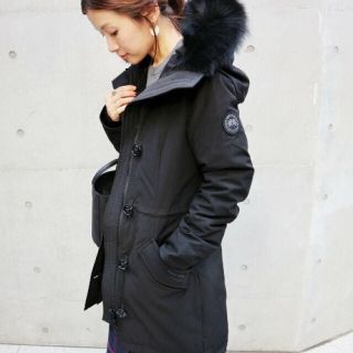 カナダグース(CANADA GOOSE)のカナダグース ロスクレア イエナ 別注 ブラックワッペン ブラックファー(ダウンジャケット)