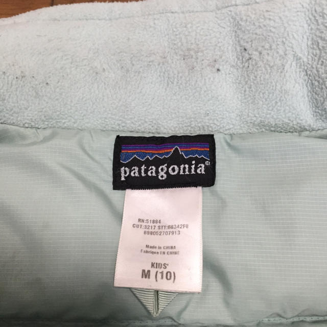 patagonia(パタゴニア)のトトロ様専用  パタゴニアベスト キッズ/ベビー/マタニティのキッズ服男の子用(90cm~)(ジャケット/上着)の商品写真