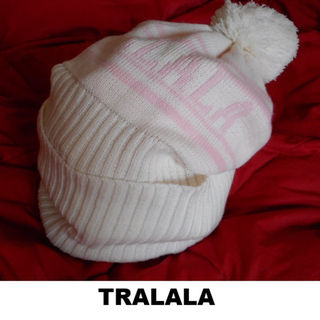 トゥララ(TRALALA)のpe-様専用■TRALALA■ニット帽子■ポンポン付■白×ピンク(ニット帽/ビーニー)