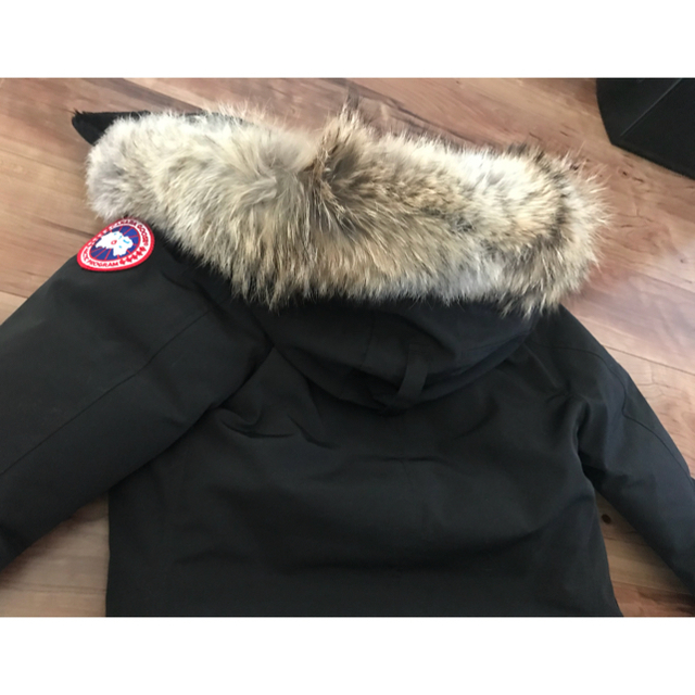 CANADA GOOSE(カナダグース)のしょこたん様専用カナダグース  ブロンテ ブラックM レディースのジャケット/アウター(ダウンジャケット)の商品写真