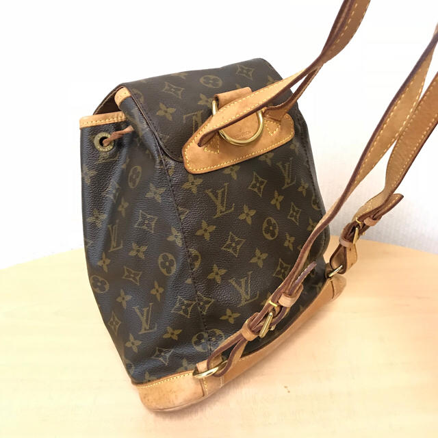 LOUIS VUITTON(ルイヴィトン)の人気品☆ ルイ・ヴィトン  モンスリ モノグラム リュック 正規品 レディースのバッグ(リュック/バックパック)の商品写真