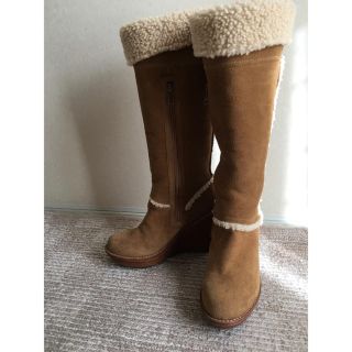 アグ(UGG)のUGGムートンブーツ美品❣️クリスマス🎄お値下げ(ブーツ)