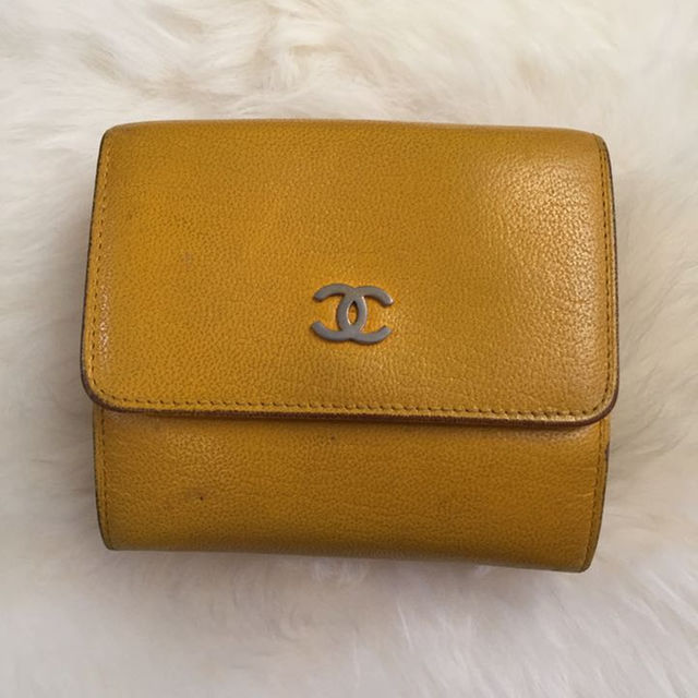 CHANEL(シャネル)のシャネル(三つ折り)ウォーレット レディースのファッション小物(財布)の商品写真