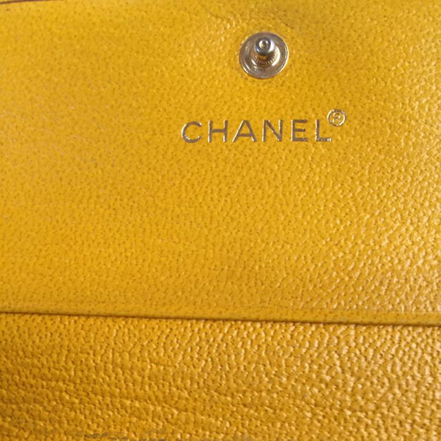 CHANEL(シャネル)のシャネル(三つ折り)ウォーレット レディースのファッション小物(財布)の商品写真