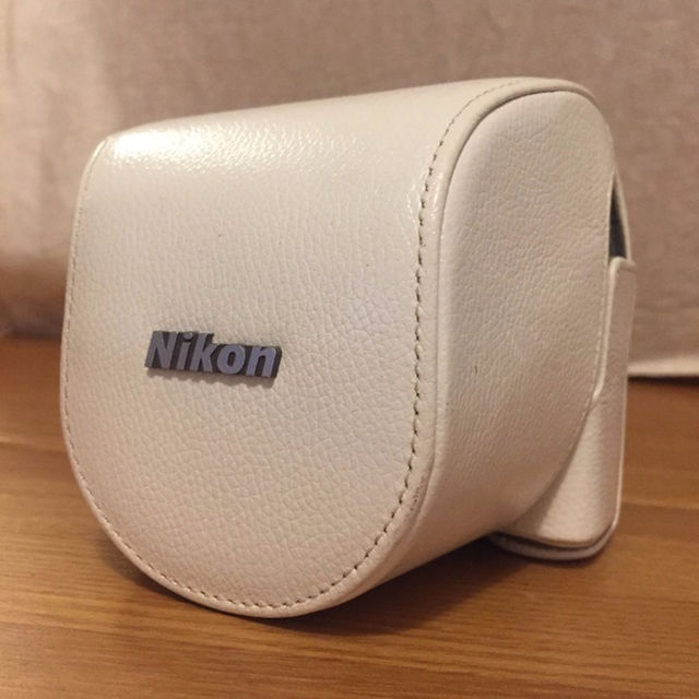 Nikon(ニコン)の【やまもも様専用】 NIKON カメラ ボディーケースセット スマホ/家電/カメラのカメラ(その他)の商品写真