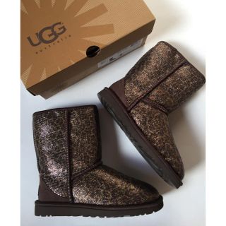 アグ(UGG)の新品❣️UGG♡レアでゴージャスなグリッター豹柄ムートンブーツブロンズ  US6(ブーツ)