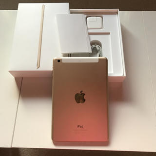 アップル(Apple)の【美品】 iPad mini 3 WiFi+Cellular 16G ゴールド(タブレット)