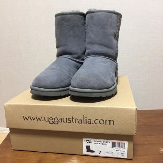 アグ(UGG)のUGG ムートンブーツ(ブーツ)