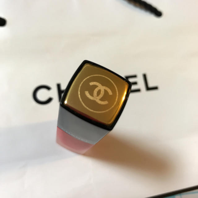 CHANEL(シャネル)のりんちゃん様専用です。CHANEL☆ルージュアリュールインク144 コスメ/美容のベースメイク/化粧品(口紅)の商品写真