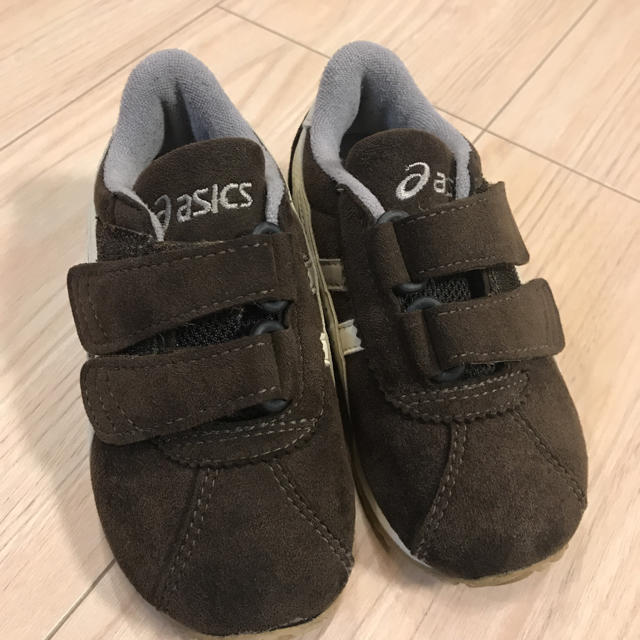 asics(アシックス)のアシックス  SUKUSUKU   15cm キッズ/ベビー/マタニティのキッズ靴/シューズ(15cm~)(スニーカー)の商品写真