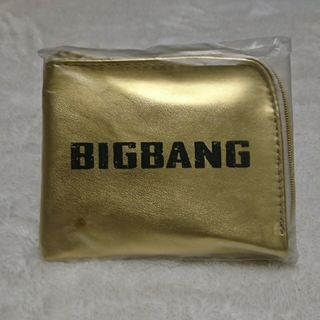 ビッグバン(BIGBANG)のビッグバン  ゴールドポーチ(アイドルグッズ)