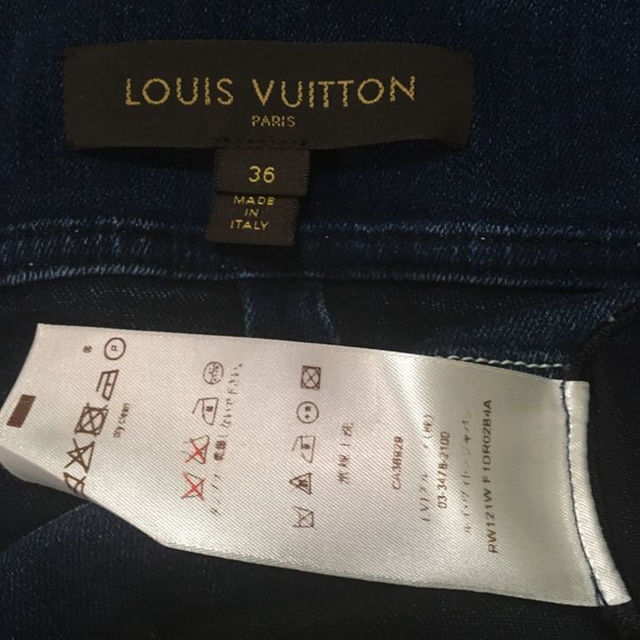 LOUIS VUITTON(ルイヴィトン)のルイヴィトン   ワンピース レディースのワンピース(ひざ丈ワンピース)の商品写真