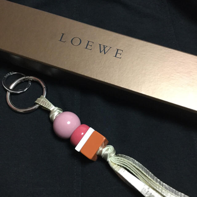 ✴️希少 レア品✴️ロエベ アナグラム レザーキーホルダー ショッパー