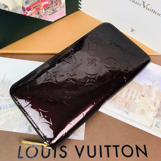 LOUIS VUITTON(ルイヴィトン)の❤極美品❤冬の大セール❤️ルイヴィトン❤ヴェルニ❤ジッピー長財布❤️s477 レディースのファッション小物(財布)の商品写真