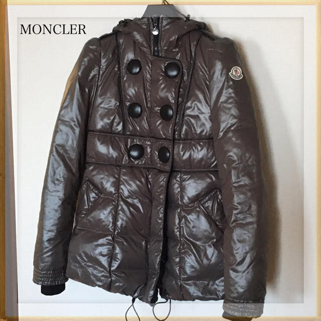 MONCLER(モンクレール)の早い者勝ちです！ モンクレール パフスリーブ ダウンジャケット レディースのジャケット/アウター(ダウンジャケット)の商品写真