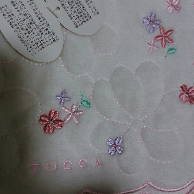 TOCCA(トッカ)のらら様専用新品TOCCAハンカチミニタオル花柄 レディースのファッション小物(ハンカチ)の商品写真