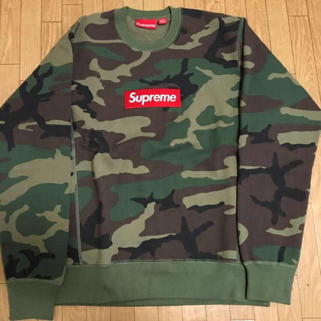 Supreme(シュプリーム)の新品未使用  M サイズ supreme Box logo crewneck メンズのトップス(スウェット)の商品写真