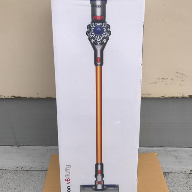 ファッションなデザイン Dyson - 新品 未開封 国内 dyson V8 fluffy