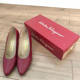 サルヴァトーレフェラガモ(Salvatore Ferragamo)の値下げ！！フェラガモ パンプス (ハイヒール/パンプス)