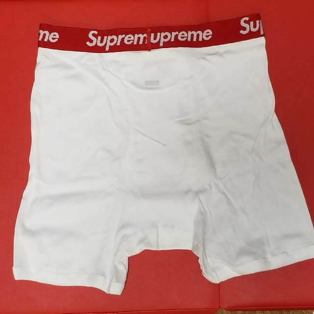 Supreme(シュプリーム)のMサイズ　Supreme Hanes Boxer Brief White メンズのアンダーウェア(ボクサーパンツ)の商品写真