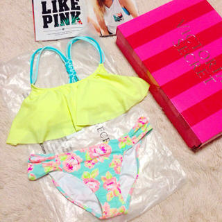 ヴィクトリアズシークレット(Victoria's Secret)のVS♡ PINK ビキニ 新品(水着)