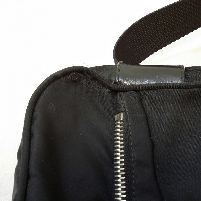 PRADA(プラダ)のプラダ　ナイロンショルダーバッグ　USED メンズのバッグ(ショルダーバッグ)の商品写真