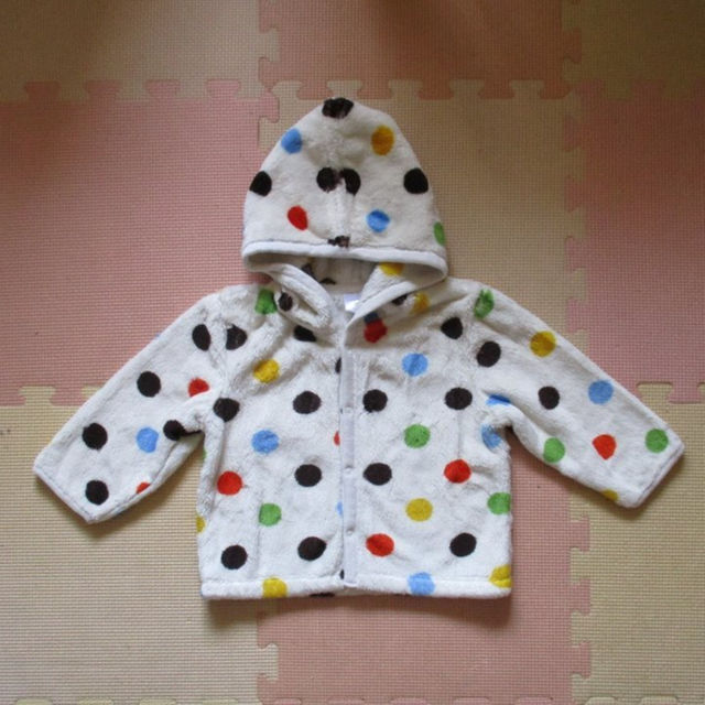 babyGAP(ベビーギャップ)の美品 babyGAP かわいいドット柄 フリース パーカー 80 キッズ/ベビー/マタニティのベビー服(~85cm)(その他)の商品写真