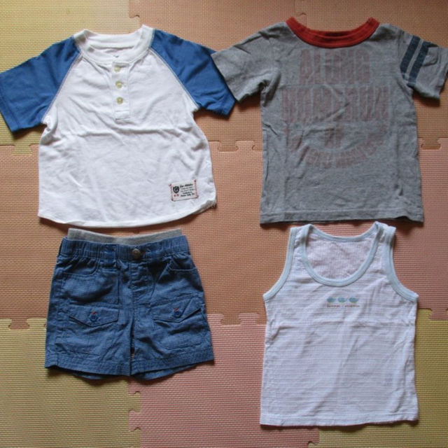 babyGAP(ベビーギャップ)のGAP 半袖Tシャツ90 WASK ハーフパンツ80 ランニング タンクトップ キッズ/ベビー/マタニティのベビー服(~85cm)(その他)の商品写真