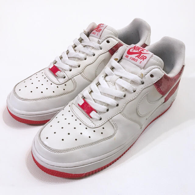 NIKE(ナイキ)の美品25NIKE AF-1 LOW ナイキ エアフォースワン ロー T21 レディースの靴/シューズ(スニーカー)の商品写真