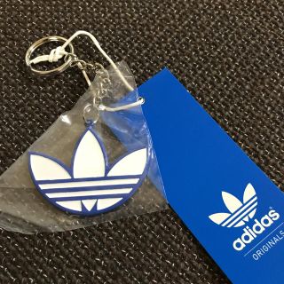 アディダス(adidas)のadidas キーホルダー(キーホルダー)