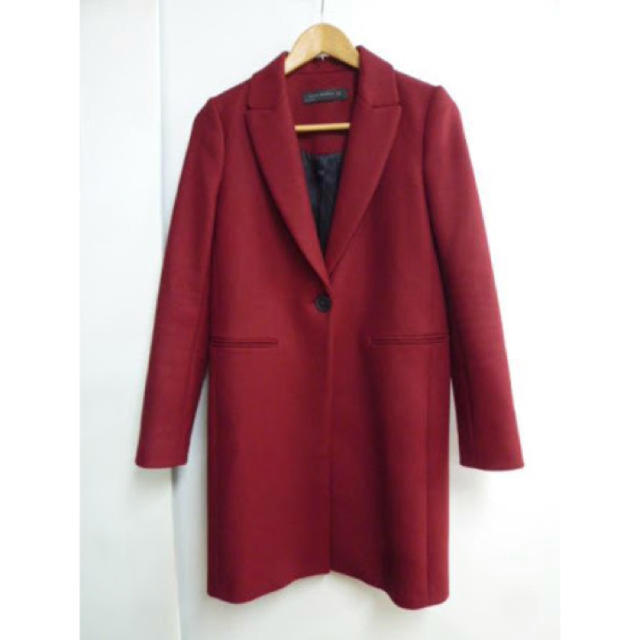 ZARA(ザラ)のZARA チェスターコート 赤 レディースのジャケット/アウター(チェスターコート)の商品写真