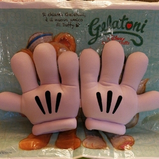 ディズニー(Disney)のゆきこ様専用　ミッキー 手袋 両手 保管品 ディズニー TDL (キャラクターグッズ)