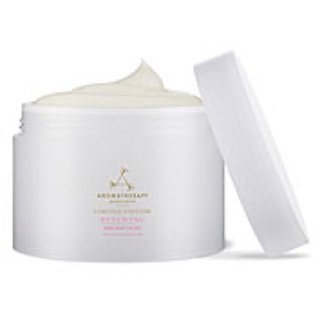 AROMATHERAPY ASSOCIATES(アロマセラピーアソシエイツ)の限定品★アロマセラピーアソシエイツ ローズベルベット ボディクリーム コスメ/美容のボディケア(ボディクリーム)の商品写真