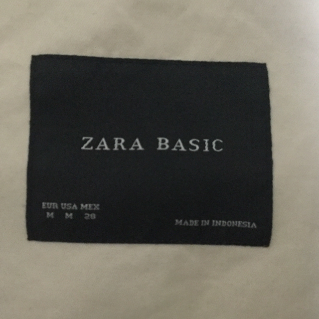 ZARA(ザラ)のZARA  BASIC トレンチコート レディースのジャケット/アウター(トレンチコート)の商品写真