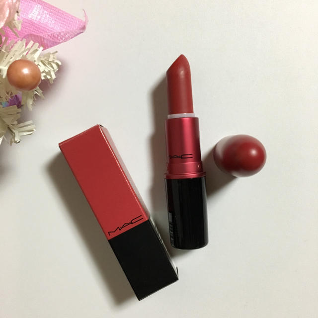 MAC(マック)の新品未使用 限定品 MAC 口紅 リップスティック Rubywoo M・A・C  コスメ/美容のベースメイク/化粧品(口紅)の商品写真