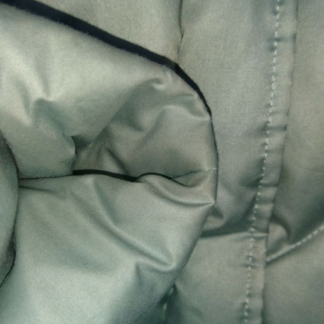 ensuite(エンスウィート)のｅｎｓｕｉｔｅダウンジャンパー  グリンサイズＬ レディースのジャケット/アウター(ダウンジャケット)の商品写真