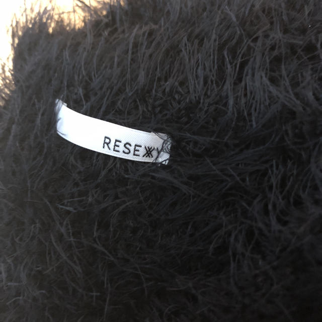RESEXXY(リゼクシー)の【新品未使用】リゼクシー ニットワンピース レディースのワンピース(ひざ丈ワンピース)の商品写真